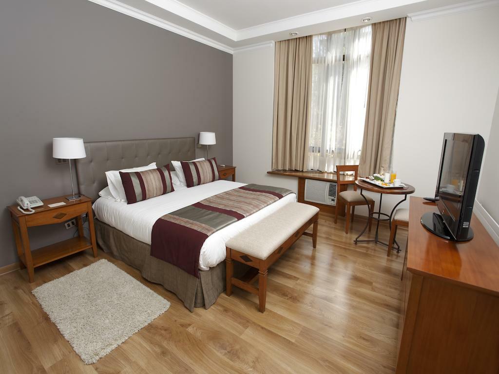 Park Plaza Bonaparte Boutique Santiago Quarto foto